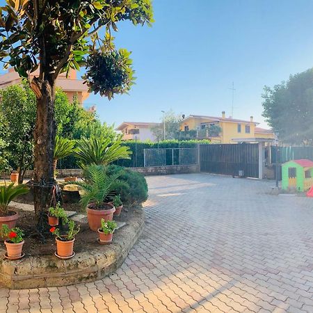 32 Hotel Ciampino Exterior foto