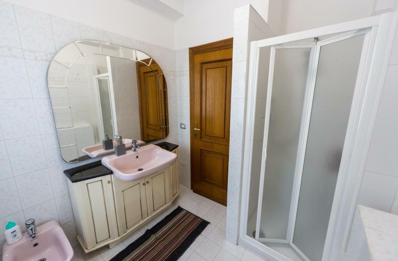 32 Hotel Ciampino Exterior foto